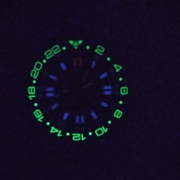 Deep blue day night rescue gmt - Picture 4 of 6